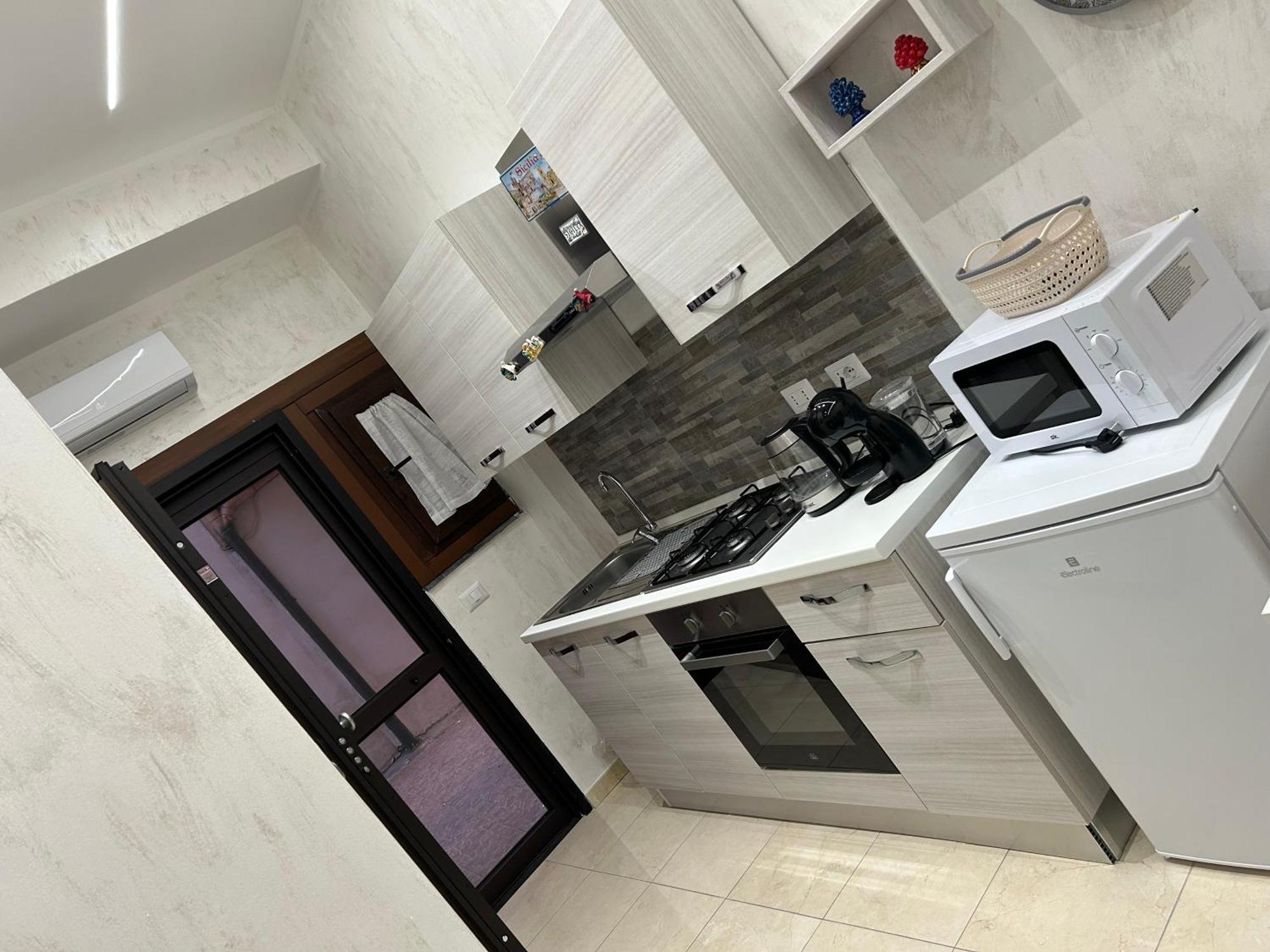 Appartamento Dany House Aeroporto di Catania Fontana Rossa Esterno foto